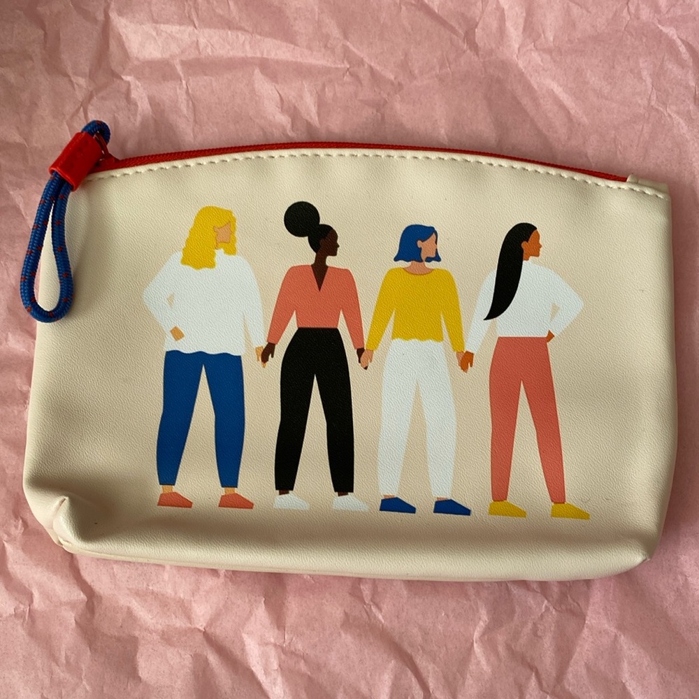 ISPY glam bag confidence comes from within